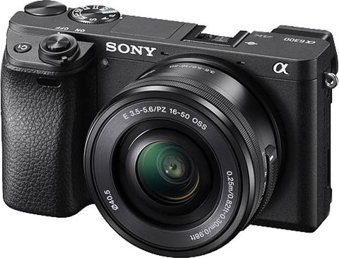 SONY ILCE-6300L Mirrorless Camera Body with Single Lens: 16-50mm