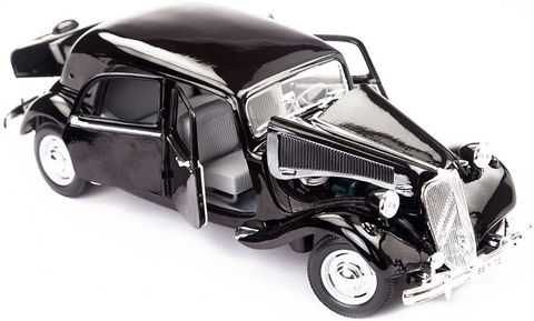 Maisto 1:18 Citroen 15CV 6 CYL (1952) - Car Toy - 1:18 Citroen