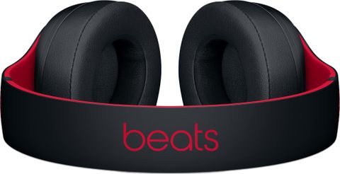 Beats Studio 3 Wireless ブラック/レッド Beats Studio3 Class 1- W1 Headphone Chip, Active Noise Cancelling
