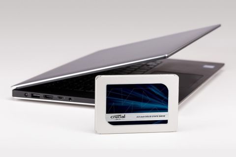 Crucial MX500 500GB 3D NAND SATA 2.5 Inch 500 Laptop, Desktop Grey