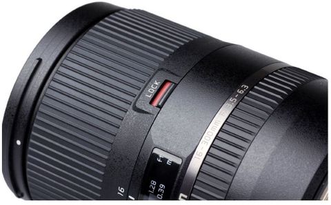 Tamron 16-300 mm F/3.5-6.3 Di II VC PZD (For Nikon) Wide-angle