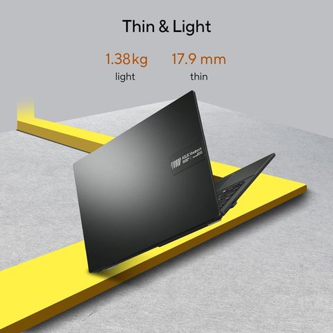 ASUS Vivobook 14 AMD Ryzen 5 Quad Core 7520U - (16 GB/512 GB SSD