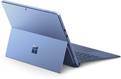 MICROSOFT Surface Pro 9 Intel Core i5 12th Gen 1235U - (8 GB/256