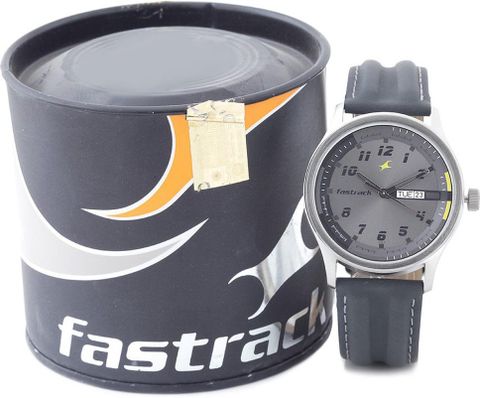 Fastrack NM3001SL02 Urban Kitsch Analog Watch - For Men - Buy