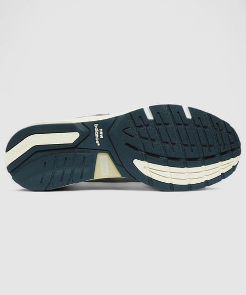 New Balance M992 Sneakers For Men - Buy New Balance M992 Sneakers
