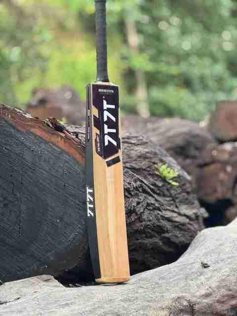 arhan Tennis bat Kashmir Willow Cricket Bat For 15+ Yrs (1 kg) - Image 5