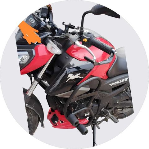 RS ACESSORIS HUB Metal Raider Crash Guard with 4 Sliders - Image 6