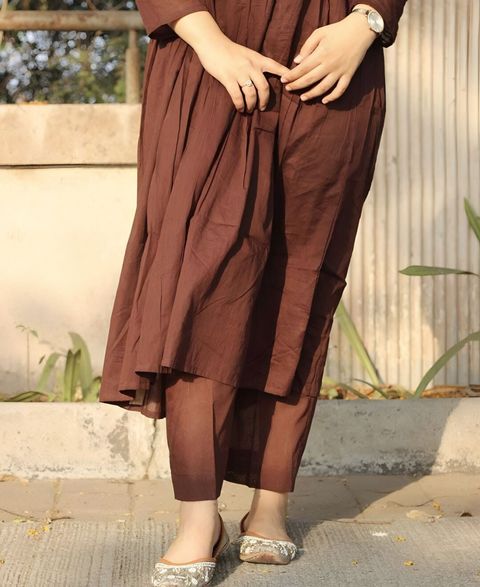 Hunaiza Women Cotton Rayon Kurta Pant Set - Image 6