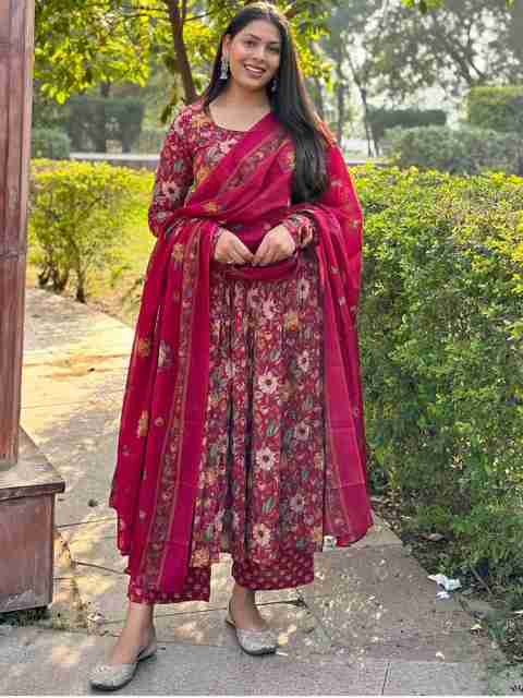 Divastri Women Viscose Rayon Kurta Palazzo Dupatta Set - Image 5