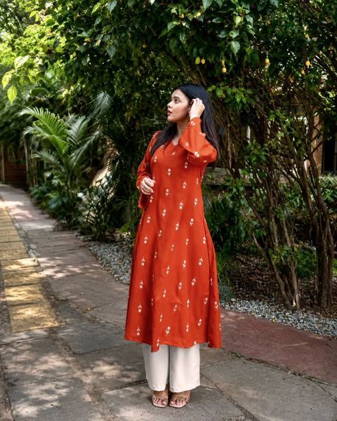 SEAKART Women Viscose Rayon Kurta Palazzo Set - Image 7