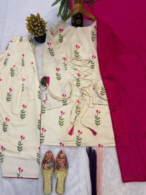 SANGOURI Printed Kurta, Patiala & Dupatta Set - Image 8