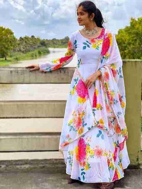 fabveelatextile Women Georgette Kurta Dupatta Set - Image 2