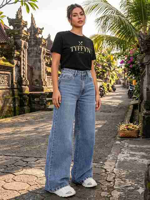 TYFFYN Women Wide Leg High Rise Light Blue Jeans - Image 5