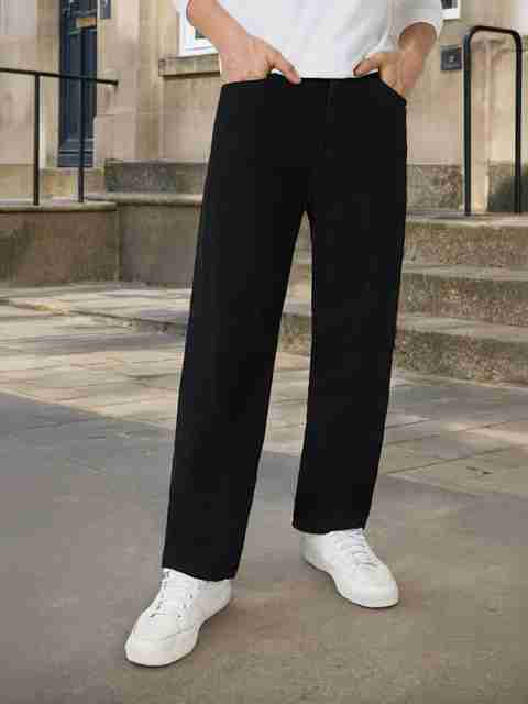 Urbano Fashion . Men Loose Fit Mid Rise Black Jeans - Image 5