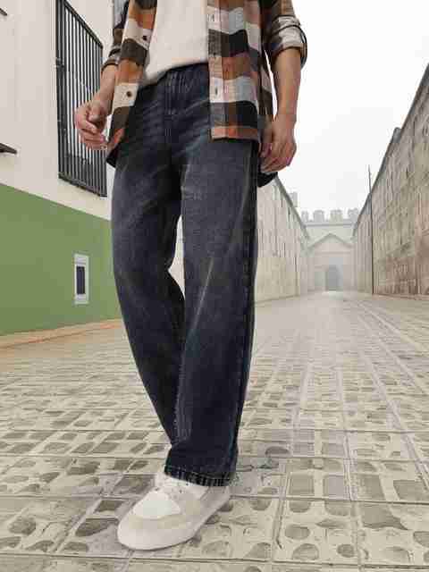 Urbano Fashion Men Loose Fit Mid Rise Black Jeans - Image 5