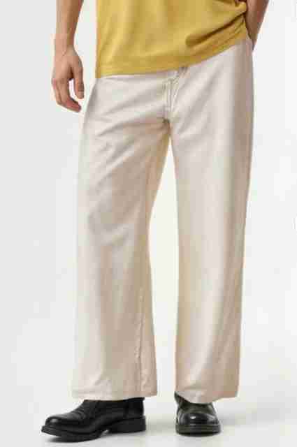 White leapard Men Loose Fit Mid Rise Beige Jeans - Image 3