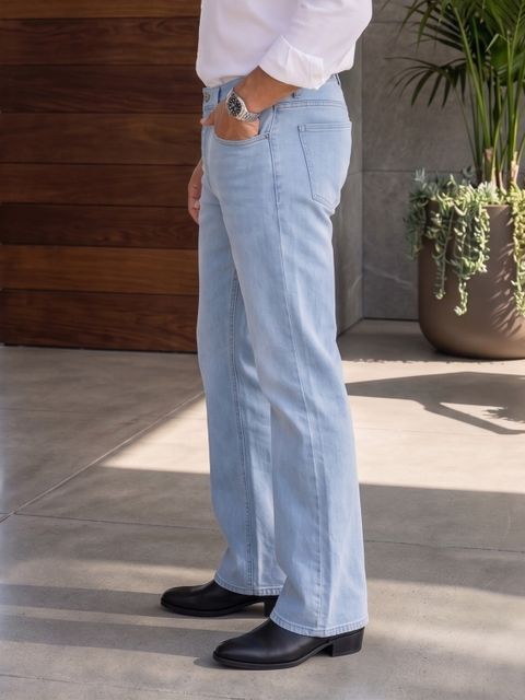woomny Men Boot-Leg Mid Rise Light Blue Jeans - Image 7