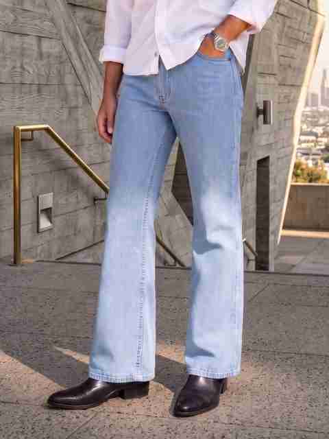 WPPMNY Men Boot-Leg Mid Rise Light Blue Jeans - Image 5