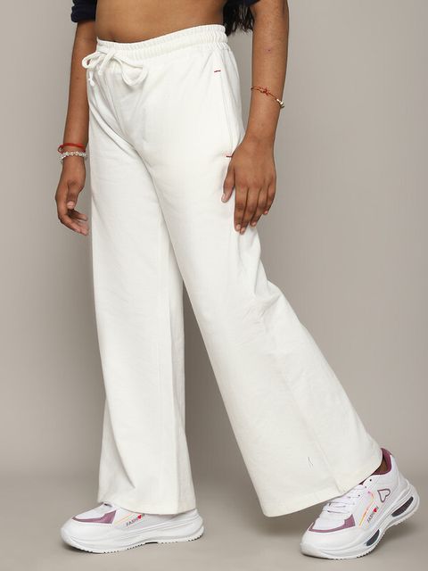 moonaah Boys Track Pant White Pack of 1 - Image 7