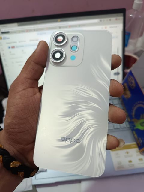 LEISURELIC OPPO RENO 14 5G Glass Back Panel (White) - Image 4