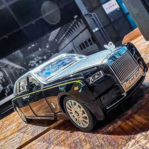 RXR Rolls-Royce Phantom Toy Car with Sound & Light, Grey - Image 8