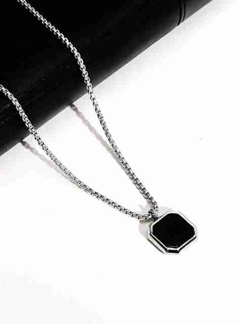 Kaima Black Square Stainless Steel Neckchain - Image 5