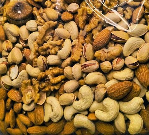 MRHERB Mixed Dry Fruits | Dry Fruit Mix | Mixed Mewa | Premium Meva Almonds, Cashews, Figs, Pistachios, Raisins, Walnuts (1 x 500 g) - Image 7