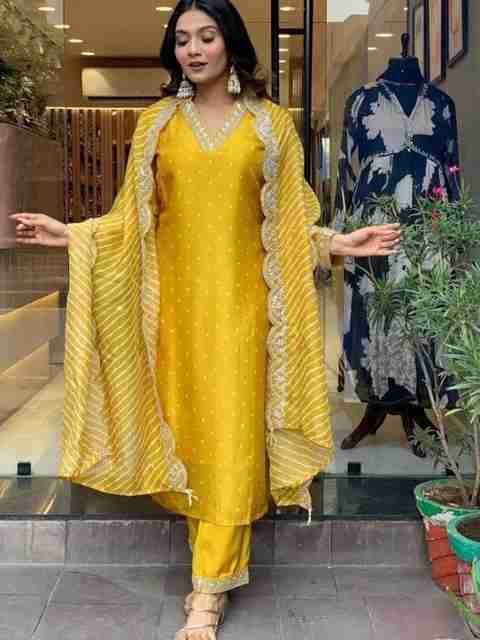 PILUDI HOUSE Embroidered Kurta, Salwar & Dupatta Set - Image 2