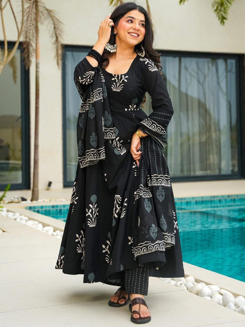 churidar dress for ladies TUHIRAAJ Women Kurta Dupatta Set Rose Gold Spaghetti Strap Prom Dress