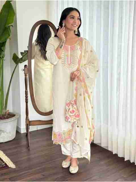Strovonix Embroidered Kurta Set with Dupatta - Image 4
