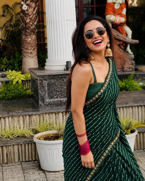 HouseOfCommon Embellished Bollywood Chiffon Saree (Dark Green) - Image 5