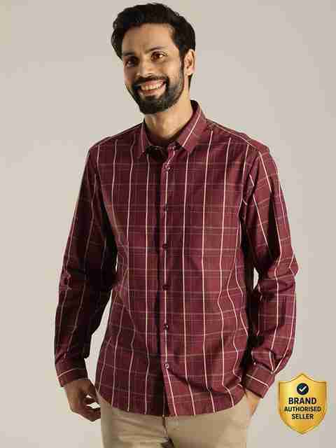 INDIAN TERRAIN Men Slim Fit Checkered Casual Shirt - Image 5