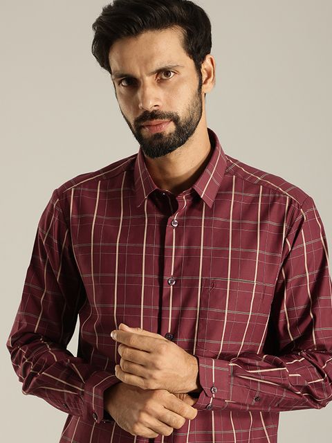 INDIAN TERRAIN Men Slim Fit Checkered Casual Shirt - Image 7