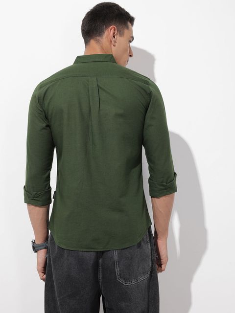 Roadster Men Regular Fit Solid Spread Collar Casual Shirt - Image 8