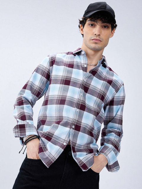 VASTRADO Men Regular Fit Checkered Cut Away Collar Casual Shirt - Image 4