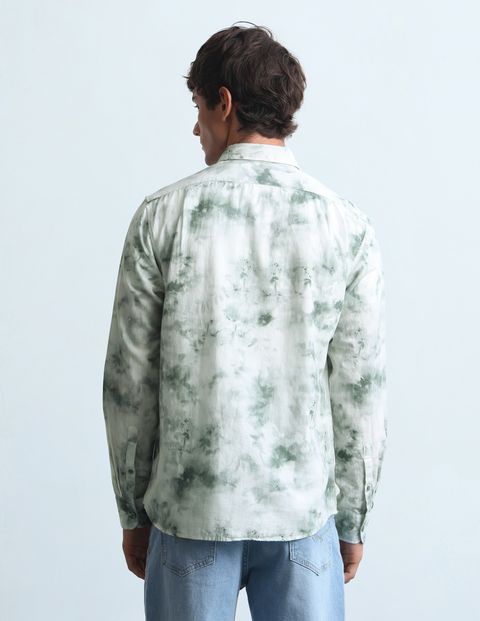 FLYING MACHINE Men Slim Fit Printed Casual Shirt - Image 7