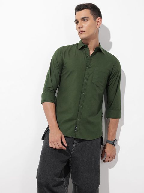 Roadster Men Regular Fit Solid Spread Collar Casual Shirt - Image 7