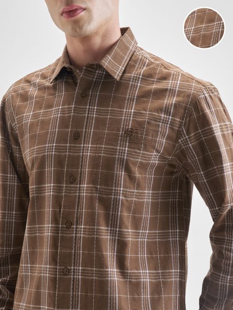 HIGHLANDER Men Relaxed Fit Checkered Casual Shirt - Image 6