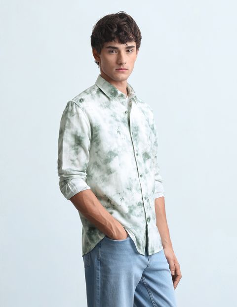 FLYING MACHINE Men Slim Fit Printed Casual Shirt - Image 6