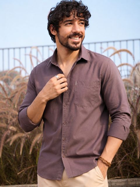 Roadster Men Regular Fit Solid Spread Collar Casual Shirt - Image 8