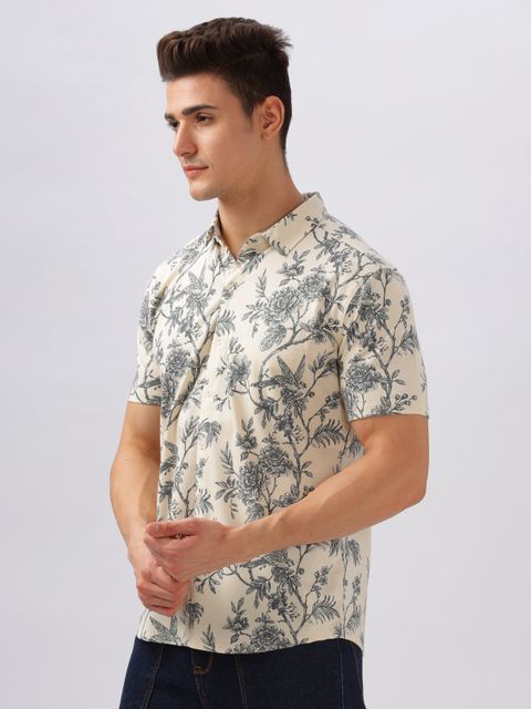 Bullmer Men Regular Fit Printed Button Down Collar Casual Shirt - Image 7