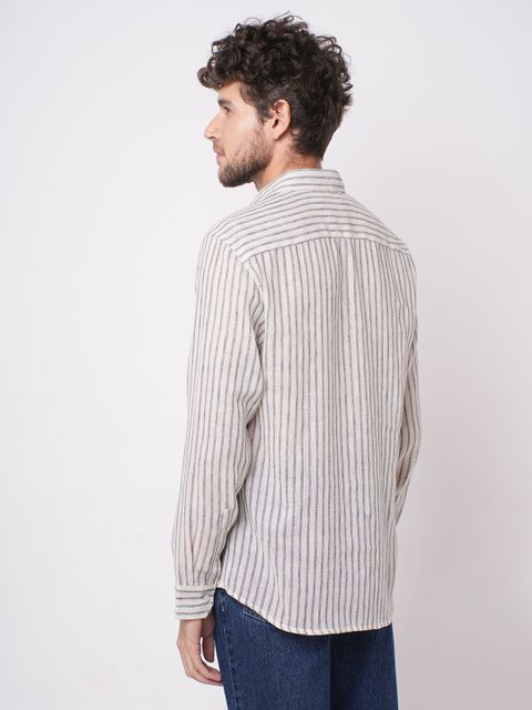 VASTRADO Men Slim Fit Striped Cut Away Collar Casual Shirt - Image 4