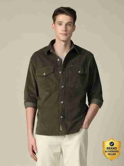 U.S. Polo Assn. Denim Co. Men Regular Fit Solid Spread Collar Casual Shirt - Image 5