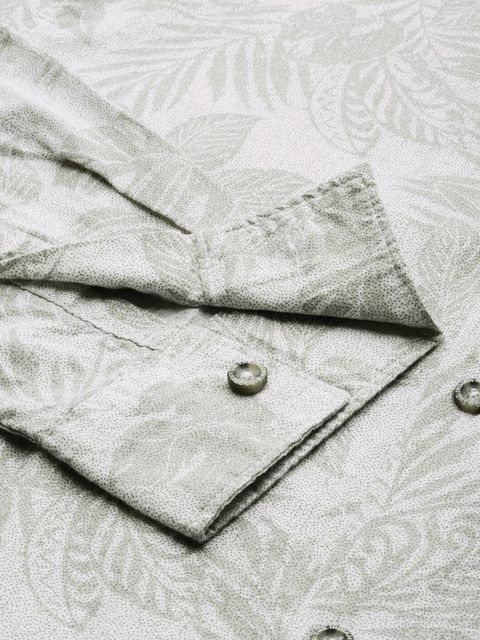 The Indian Garage Co. Men Slim Fit Printed Cut Away Collar Casual Shirt - Image 7