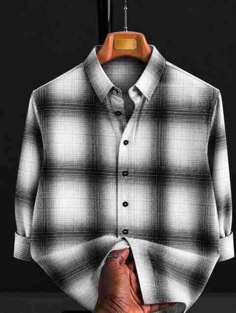 Solbiza Men Regular Fit Checkered Spread Collar Casual Shirt - Image 5