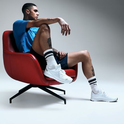 PUMA Hustle V2 à¤à¥à¤à¥à¤
ल (सफà¥à¤¦) - Image 8