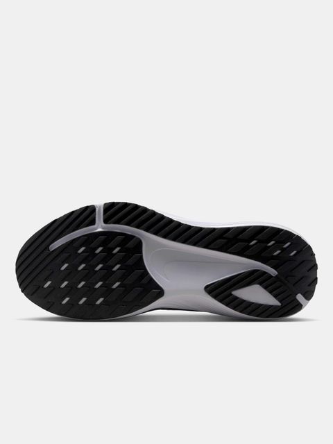 Nike Quest 7 Running Shoes Men Black 11 - Image 7