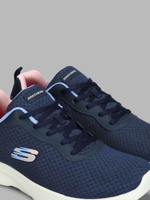 Skechers DYNAMIGHT 2.0 Sneakers For Women - Buy Skechers DYNAMIGHT