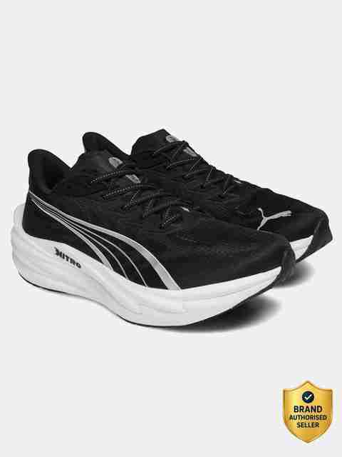 PUMA Deviate NITRO 4 WIDE Running Shoes For Men (Black , 7) - Image 5