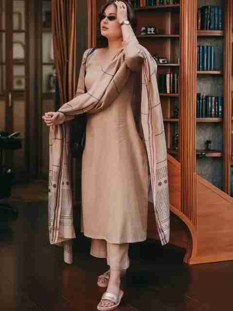 Lamba Creations Women Cotton Rayon Kurta Pant Dupatta Set - Image 5